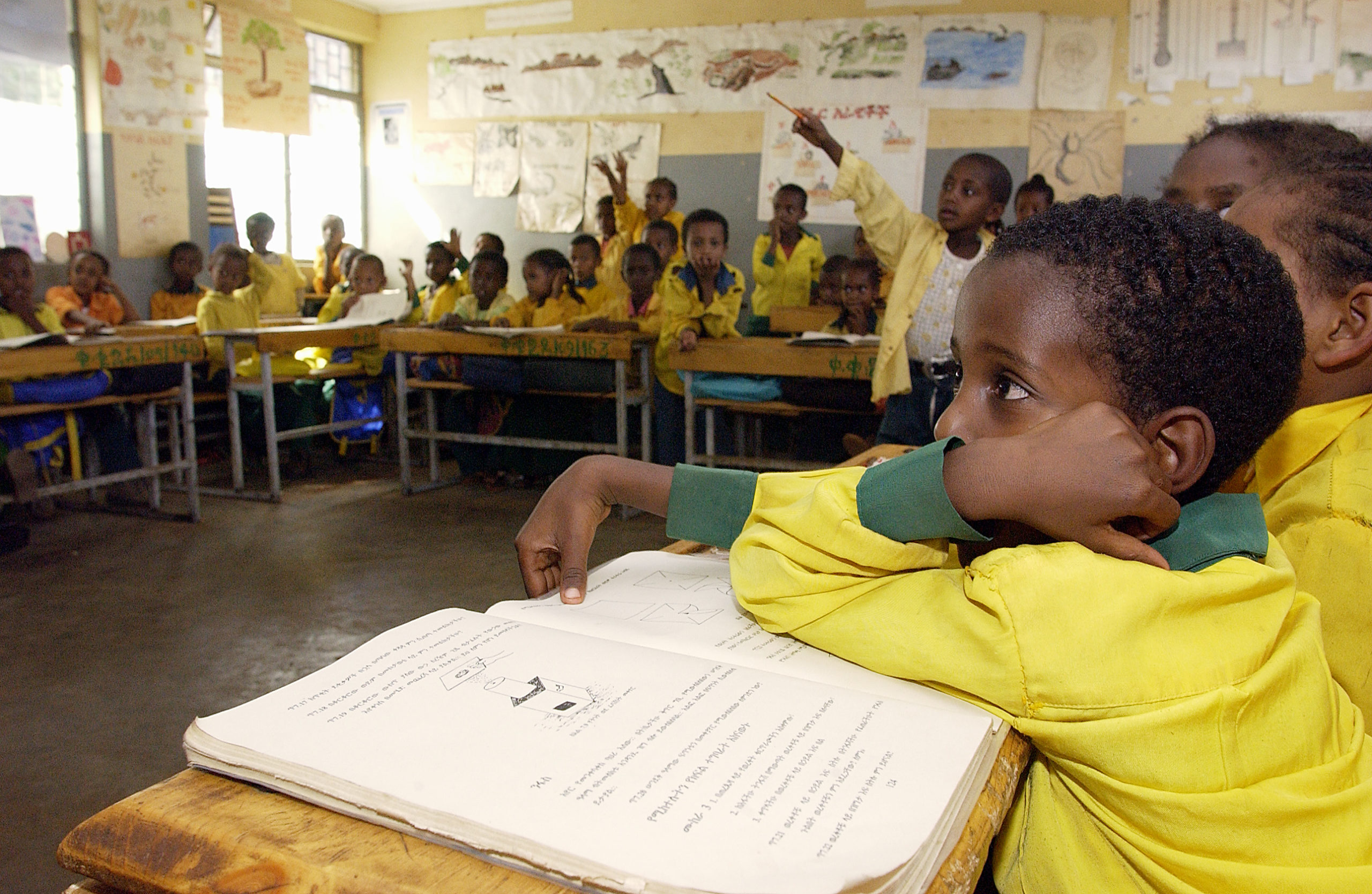 Primary school children in class, Harar, Ethiopia.UN Photo/Eskinder DebebePhoto/#20832