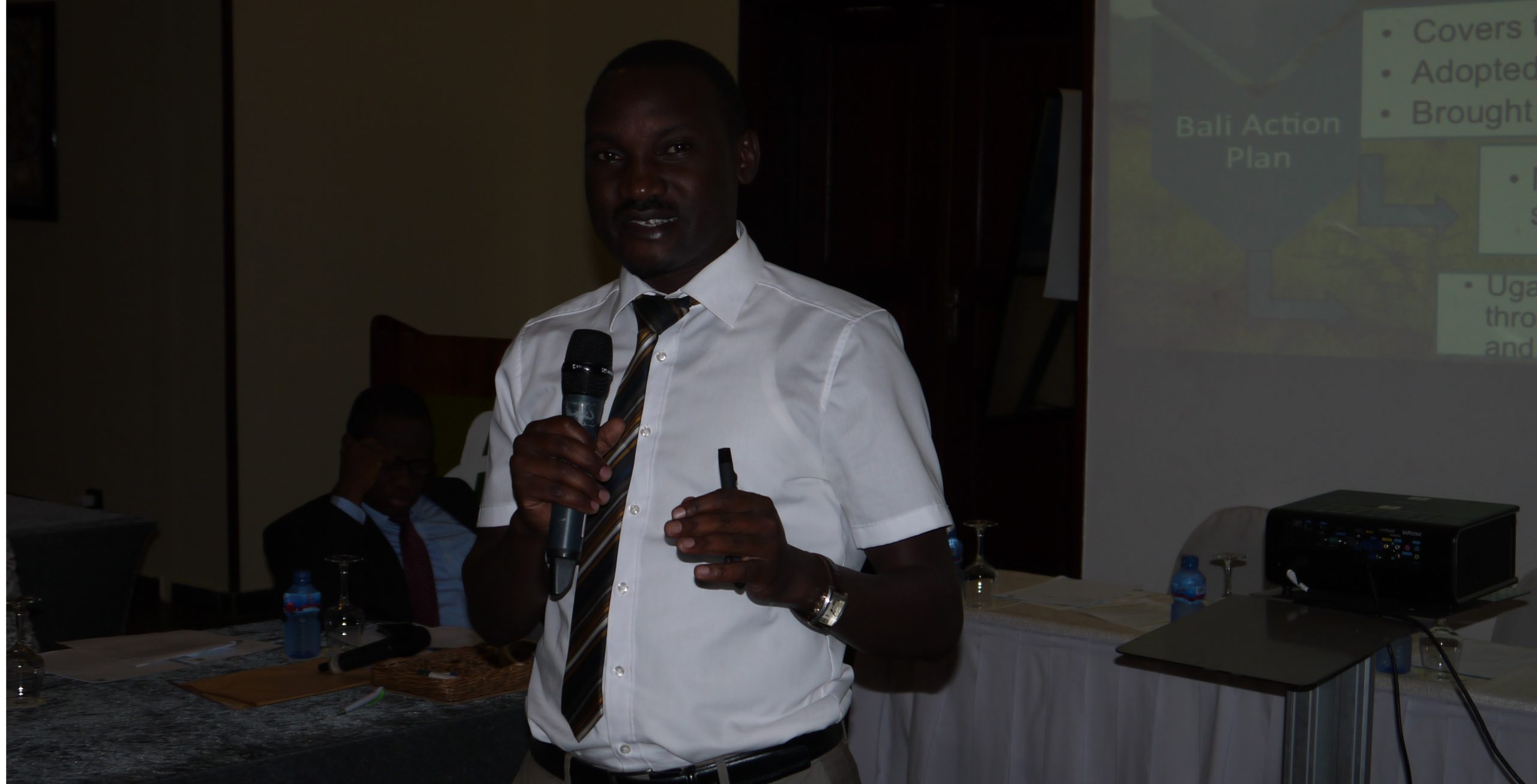 Mr. Bob Natifu, UN CC:Learn Ambassador for Climate Change Learning shared the experience of Uganda with developing a National Climate Change Learning Strategy.