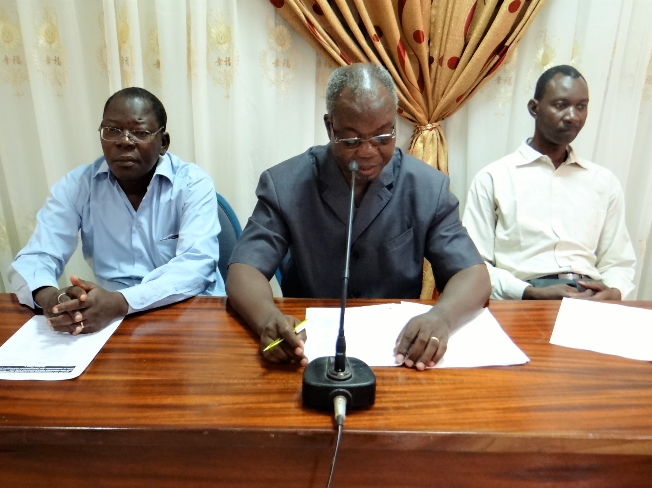 From left to right, the representatives of the Director of Environmental Education, Brahima Belem, the Permanent Secretary of the National Council for Sustainable Development, Mr. Goudouma Zigani, Coordinator UN CC:Learn Burkina Mahamoudou Tiendrebeogo