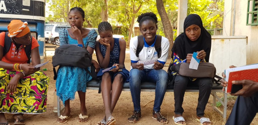 High school students participating at the UN CC:Learn classroom preparation event. Ouagadougou, Burkina Faso. ©UN CC:Learn/Frederic Ballenegger