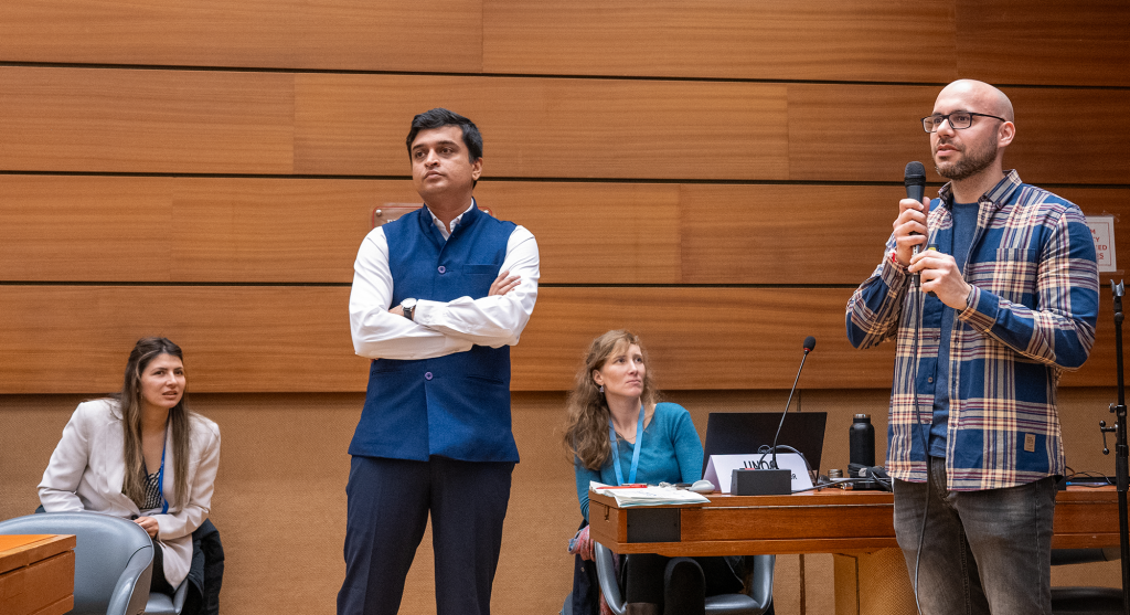 Mr. Terra and Mr. Banarjee presenting UN CC:Learn and PAGE to the students from College of Europe. Photo Credit: College of Europe.